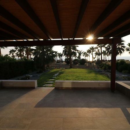 Yulya Villa By Taimoura Paphos Extérieur photo
