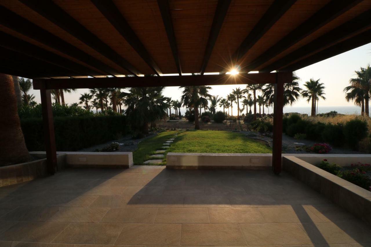 Yulya Villa By Taimoura Paphos Extérieur photo