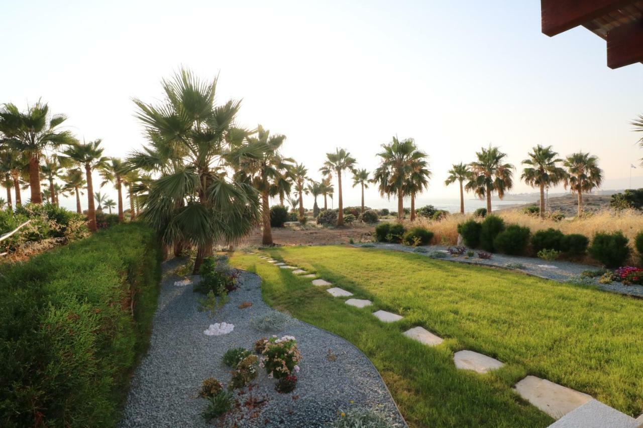 Yulya Villa By Taimoura Paphos Extérieur photo