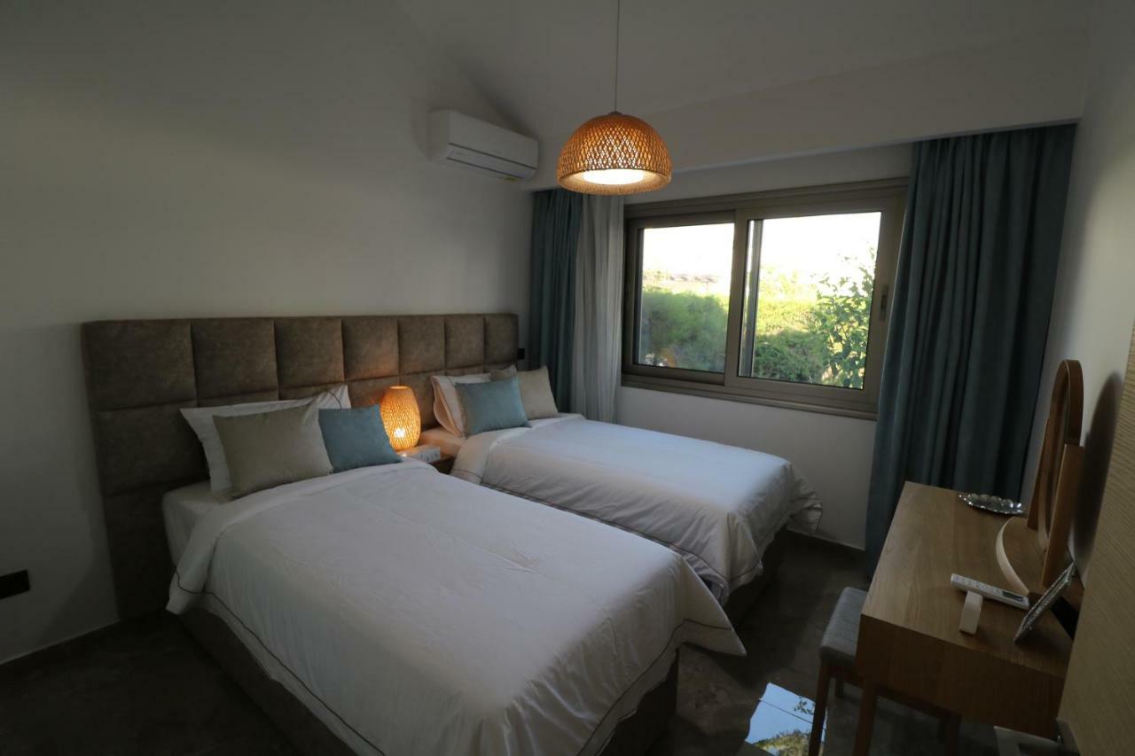 Yulya Villa By Taimoura Paphos Extérieur photo