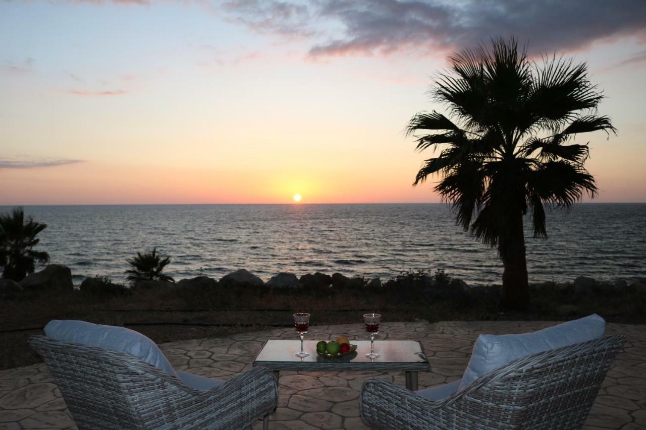 Yulya Villa By Taimoura Paphos Extérieur photo